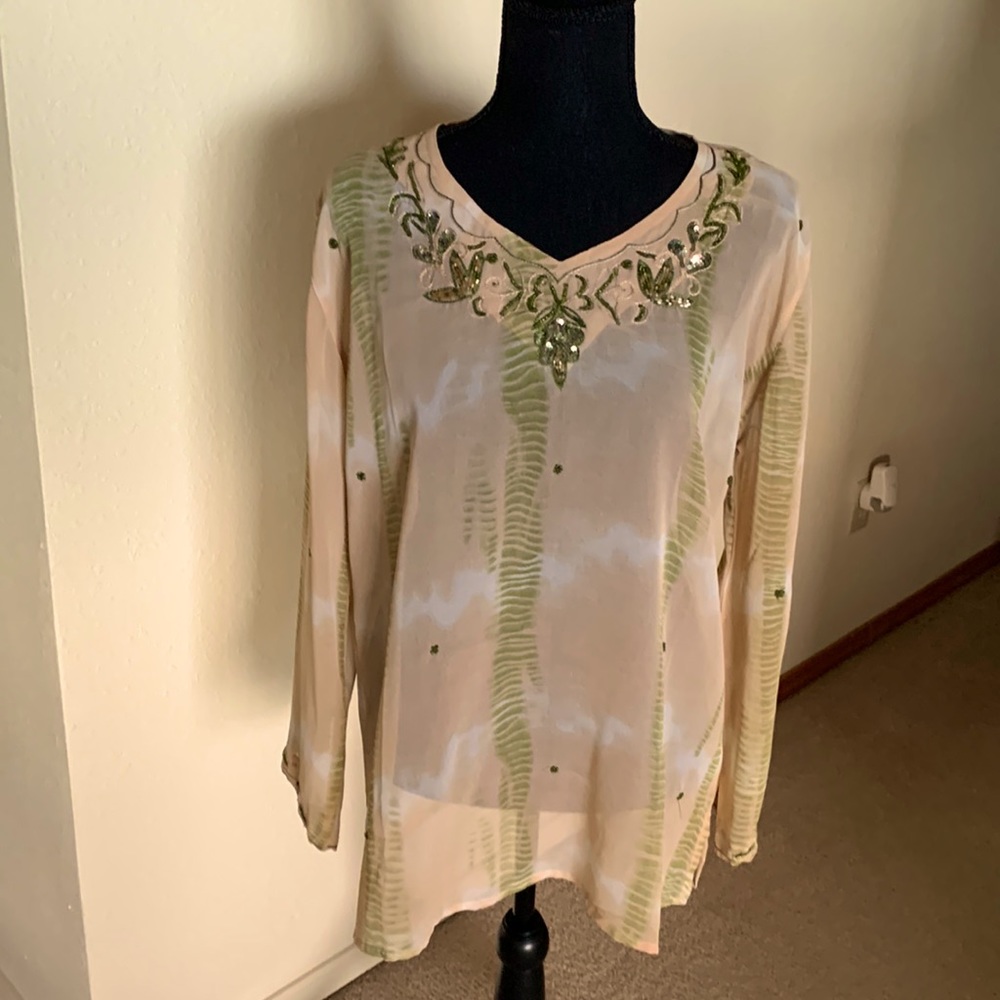 Kahoo Clothing  One size  simple but elegant.